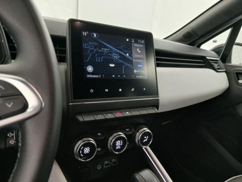 Voitures D'occasion À Faches Thumesnil | Renault Clio 1.6 E-Tech 145Ch Full Hybrid Techno