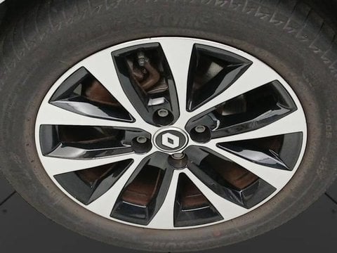 Voitures D'occasion À Faches Thumesnil | Renault Clio 1.6 E-Tech Hybride 145Ch Techno