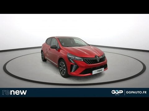 Voitures D'occasion À Faches Thumesnil | Renault Clio 1.6 E-Tech 145Ch Full Hybrid Techno