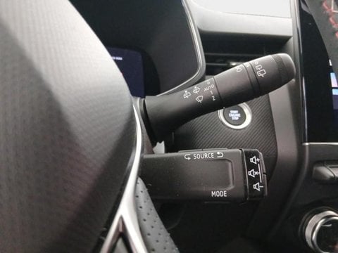 Voitures D'occasion À Faches Thumesnil | Renault Clio 1.6 E-Tech 145Ch Full Hybrid Esprit Alpine...