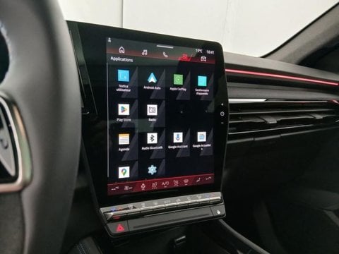 Voitures D'occasion À Faches Thumesnil | Renault Austral 1.2 E-Tech Full Hybrid 200Ch Iconic- 24