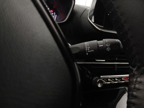 Voitures D'occasion À Faches Thumesnil | Peugeot 2008 1.2 Puretech 100Ch S&S Allure