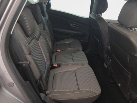 Voitures D'occasion À Faches Thumesnil | Renault Scénic Scenic 1.7 Blue Dci 120Ch Business Edc
