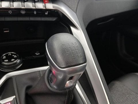 Voitures D'occasion À Faches Thumesnil | Peugeot 3008 1.2 Puretech 130Ch S&S Allure