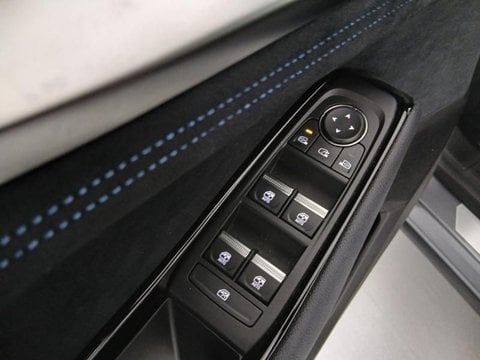 Voitures D'occasion À Faches Thumesnil | Renault Austral 1.2 E-Tech Full Hybrid 200Ch Esprit Alp...