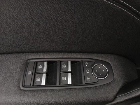 Voitures D'occasion À Faches Thumesnil | Renault Captur 1.6 E-Tech Hybride 145Ch Techno