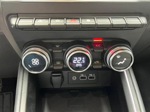 Voitures D'occasion À Faches Thumesnil | Renault Clio 1.0 Tce 90Ch Techno