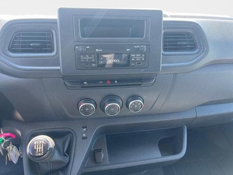 Voitures D'occasion À Faches Thumesnil | Renault Master Fg F3500 L2H2 2.3 Blue Dci 135Ch Confort...