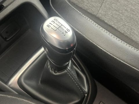 Voitures D'occasion À Faches Thumesnil | Renault Captur 1.3 Tce 130Ch Fap Intens
