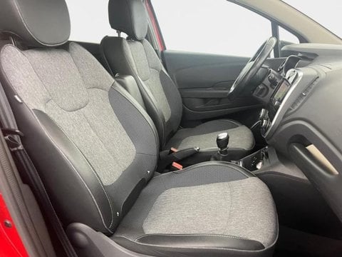 Voitures D'occasion À Faches Thumesnil | Renault Captur 1.3 Tce 130Ch Fap Intens