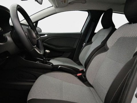 Voitures D'occasion À Faches Thumesnil | Renault Clio 1.5 Blue Dci 100Ch Evolution - 24