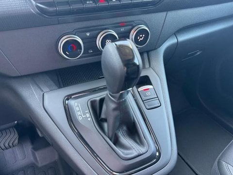 Voitures D'occasion À Hesdin | Renault Kangoo Van L1 E-Tech Ac11 Advance -25