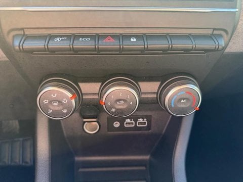 Voitures D'occasion À Hesdin | Renault Clio 1.5 Dci 100Ch Evolution - 25