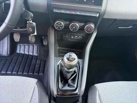 Voitures D'occasion À Hesdin | Renault Clio 1.5 Dci 100Ch Evolution - 25