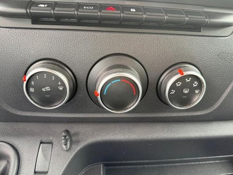 Voitures D'occasion À Maubeuge | Renault Master Fg F3300 L2H2 2.3 Dci 135Ch Générique Euro6
