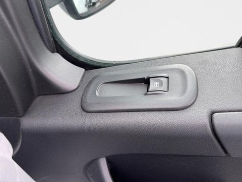 Voitures D'occasion À Maubeuge | Renault Master Fg F3300 L2H2 2.3 Dci 135Ch Générique Euro6