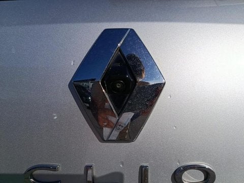 Voitures D'occasion À Maubeuge | Renault Clio 1.6 E-Tech 145Ch Full Hybrid Evolution