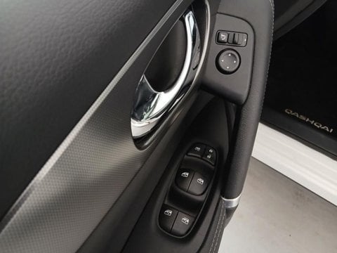 Voitures D'occasion À Maubeuge | Nissan Qashqai 1.2 Dig-T 115Ch Business Edition