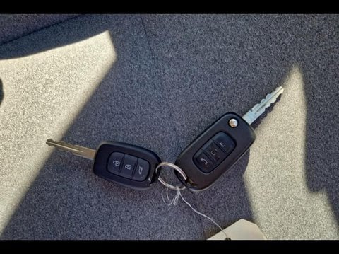 Voitures D'occasion À Maubeuge | Renault Clio 1.0 Eco-G 100Ch Evolution - 24