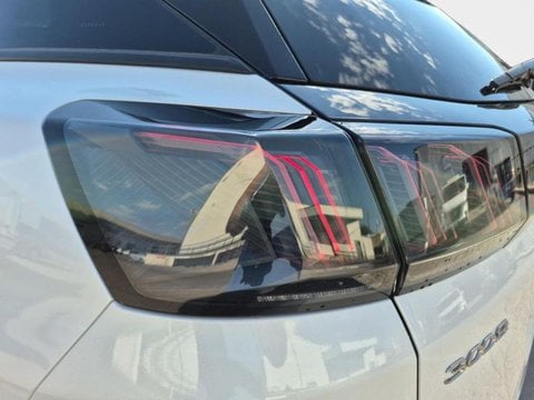 Voitures D'occasion À Montpellier | Peugeot 3008 Hybrid 225Ch Roadtrip E-Eat8