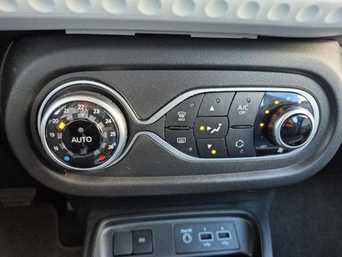 Voitures D'occasion À Montpellier | Renault Twingo E-Tech Electric Equilibre R80 Achat Intégral