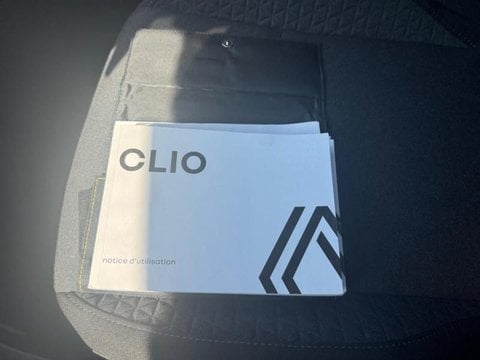 Voitures D'occasion À Nîmes | Renault Clio Réversible Clio Réversible 1.6 E-Tech Full Hybrid ...