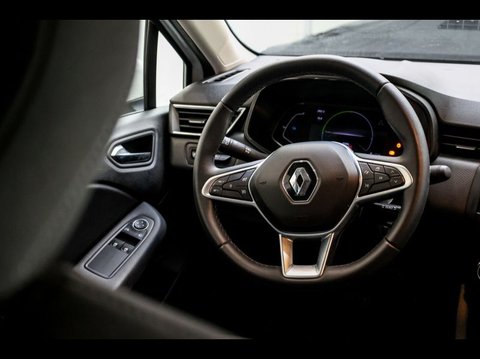 Voitures Occasion Renault Clio 1.6 E-Tech Hybride 145Ch Equilibre À Nîmes