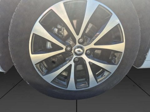Voitures D'occasion À Nîmes | Renault Clio 1.6 E-Tech Hybride 140Ch Intens -21N