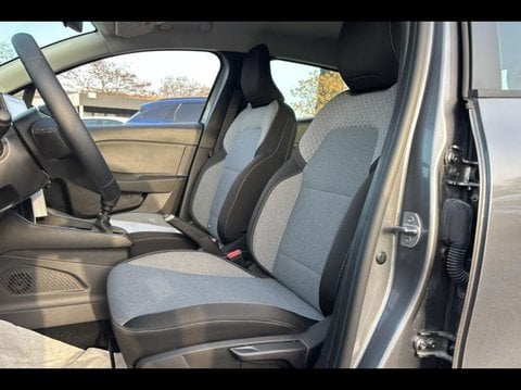 Voitures D'occasion À Nîmes | Renault Clio 1.5 Dci 100Ch Evolution - 25