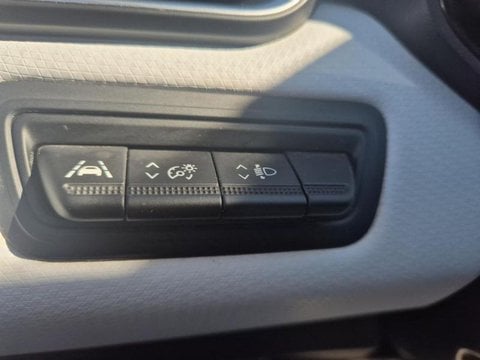 Voitures D'occasion À Nîmes | Renault Clio 1.6 E-Tech Hybride 140Ch Intens -21N
