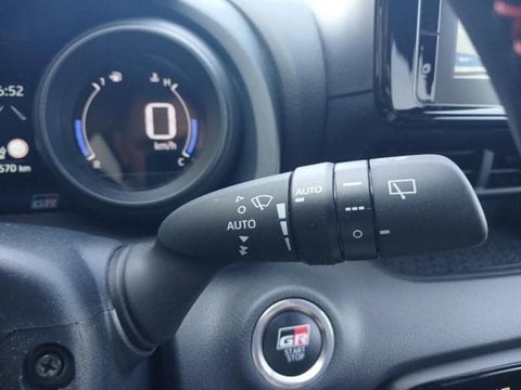 Voitures D'occasion À Nîmes | Toyota Yaris 116H Gr Sport 5P My22