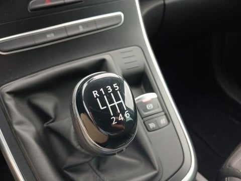 Voitures D'occasion À Nîmes | Renault Scénic Scenic 1.7 Blue Dci 120Ch Business