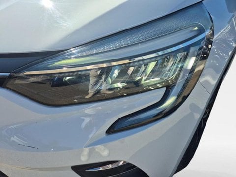 Voitures D'occasion À Nîmes | Renault Clio 1.6 E-Tech Hybride 140Ch Intens -21N