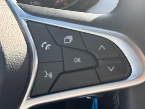 Voitures D'occasion À Nîmes | Renault Clio 1.6 E-Tech Hybride 145Ch Evolution