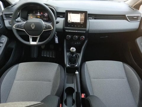 Voitures D'occasion À Nîmes | Renault Clio 1.5 Dci 100Ch Evolution - 25