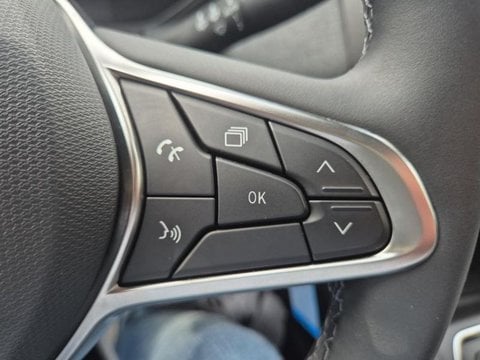 Voitures D'occasion À Nîmes | Renault Clio 1.6 E-Tech 145Ch Full Hybrid Evolution - 25