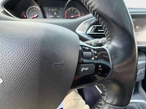 Voitures D'occasion À Nîmes | Peugeot 308 1.6 Bluehdi 120Ch Féline S&S 5P