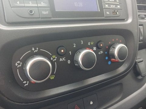 Voitures D'occasion À Nîmes | Renault Trafic Fg L2H1 1300 2.0 Dci 120Ch Grand Confort S&S E6