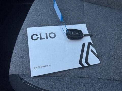 Voitures D'occasion À Nîmes | Renault Clio 1.5 Dci 100Ch Evolution - 25