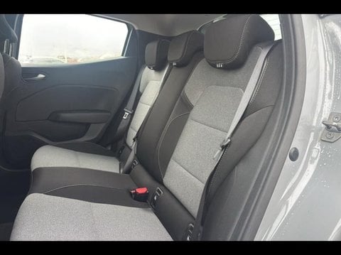 Voitures D'occasion À Nîmes | Renault Clio 1.5 Dci 100Ch Evolution - 25