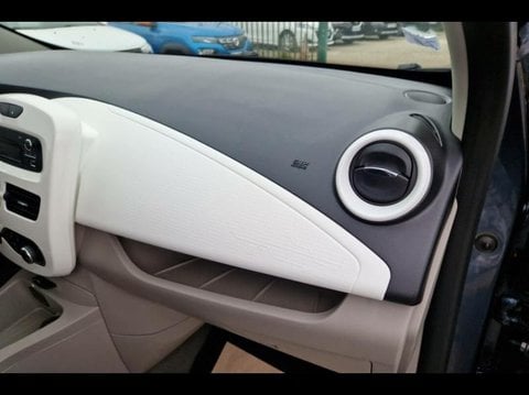 Voitures D'occasion À Nîmes | Renault Zoe Life Charge Normale R90 My19