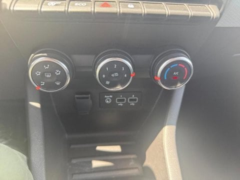 Voitures D'occasion À Nîmes | Renault Clio Réversible Clio Réversible 1.5 Blue Dci 100Ch Evol...
