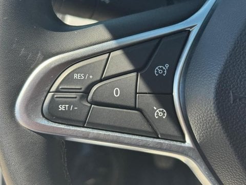 Voitures D'occasion À Nîmes | Renault Clio Réversible Clio Réversible 1.5 Blue Dci 100Ch Evol...