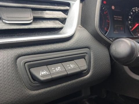 Voitures D'occasion À Nîmes | Renault Clio 1.0 Tce 100Ch Business Gpl -21N