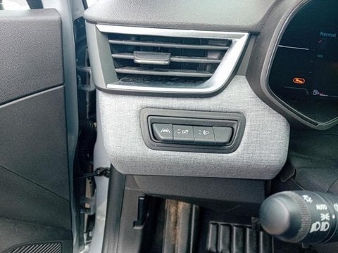 Voitures D'occasion À Nîmes | Renault Clio 1.6 E-Tech 145Ch Full Hybrid Evolution