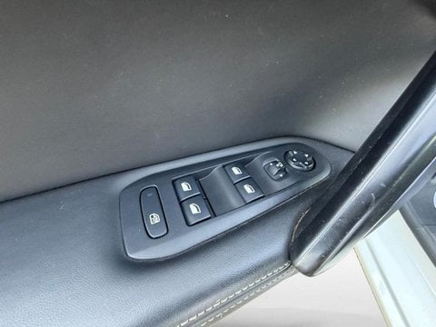 Voitures D'occasion À Nîmes | Peugeot 308 1.6 Bluehdi 120Ch Féline S&S 5P