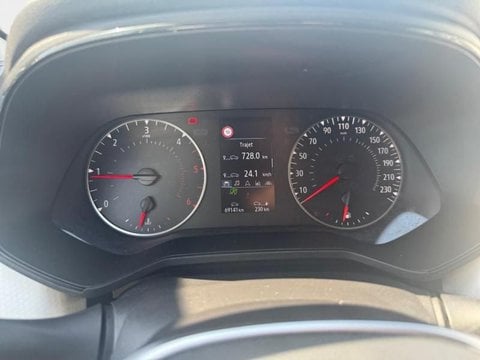 Voitures D'occasion À Nîmes | Renault Clio Réversible Clio Réversible 1.5 Blue Dci 100Ch Evol...
