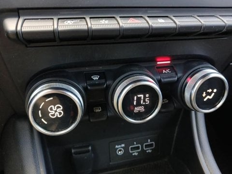 Voitures D'occasion À Nîmes | Renault Captur 1.3 Tce 130Ch Fap Intens Edc