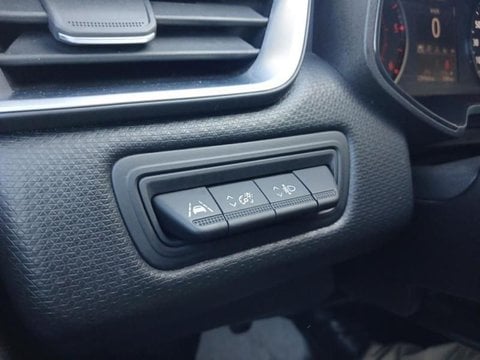 Voitures D'occasion À Nîmes | Renault Clio 1.5 Blue Dci 100Ch Business 21N