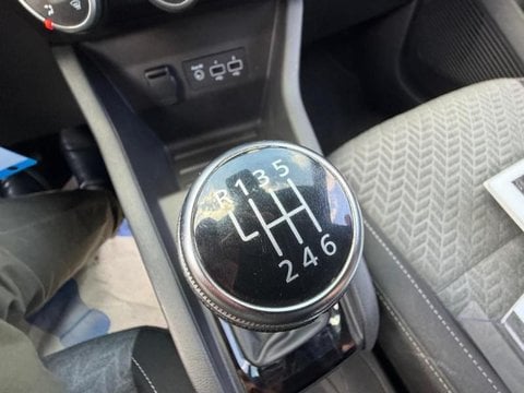 Voitures D'occasion À Nîmes | Renault Clio 1.0 Tce 90Ch Limited -21N